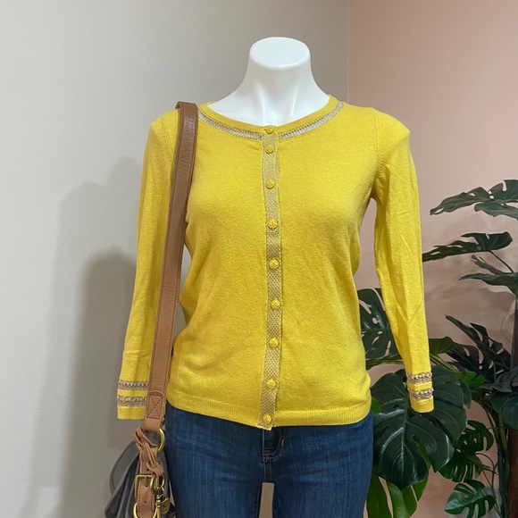 Anthropologie Sweaters - Anthropologie Sparrow Yellow cardigan Swearer S